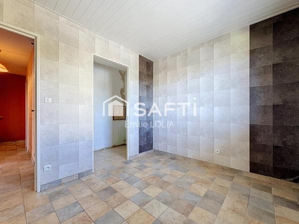 Très bel appartement à rénover selon vos goûts