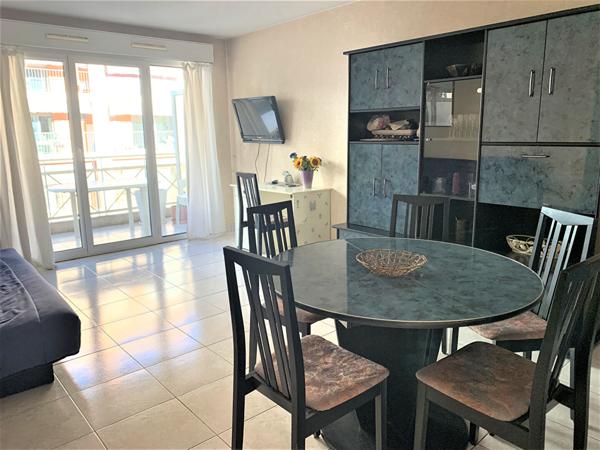 Deux pièces meublé - PARKING