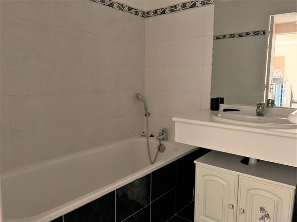 Deux pièces meublé - PARKING