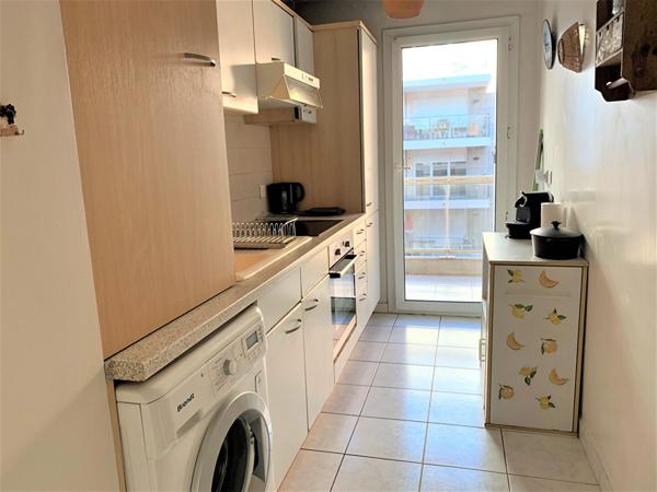 Deux pièces meublé - PARKING