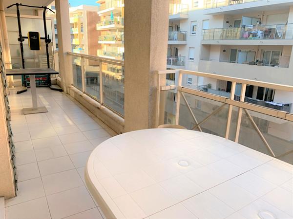 Deux pièces meublé - PARKING