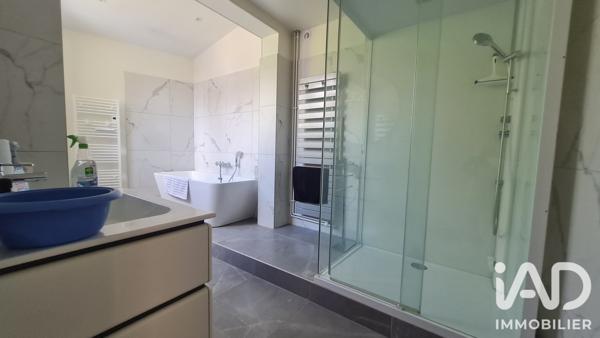 Maison à vendre 9 pièces 221,7 m² Reims