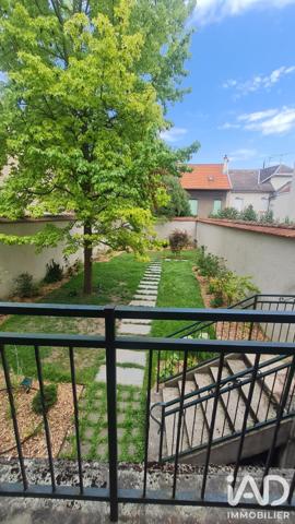 Maison à vendre 9 pièces 221,7 m² Reims