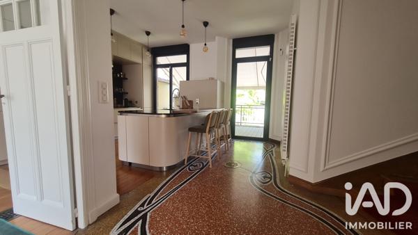 Maison à vendre 9 pièces 221,7 m² Reims