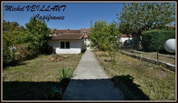 Maison à vendre 5 pièces NOYANT D'ALLIER (03), 3 chambres, terrain 213 m²
