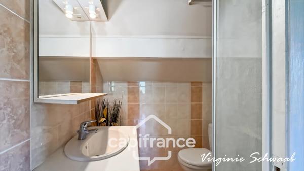 HABAS (40), Spacieuse maison familiale, sur terrain clos sans vis à vis de 2 600 m² avec piscine et double garage.