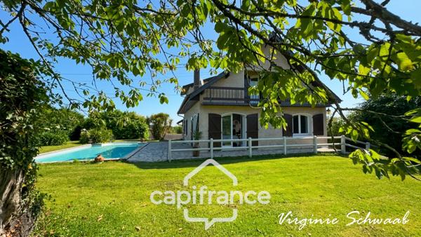 HABAS (40), Spacieuse maison familiale, sur terrain clos sans vis à vis de 2 600 m² avec piscine et double garage.