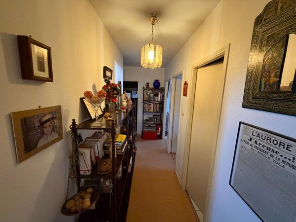 Appartement 5 pièces 103.18 m2