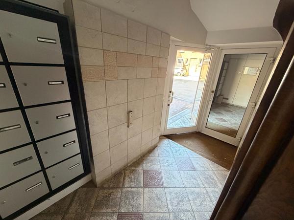 Appartement 5 pièces 103.18 m2