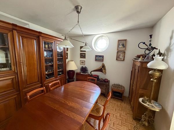 Appartement 5 pièces 103.18 m2