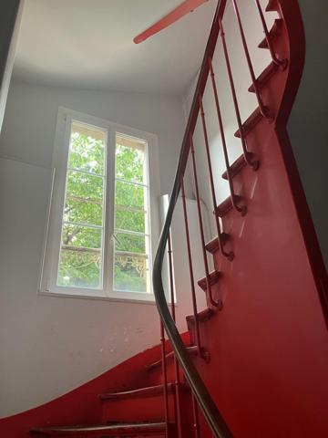 Bas Montreuil, duplex dans immeuble de caractère