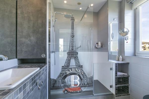 Suresnes, Appartement 3 Chambres -  153 m² à vendre