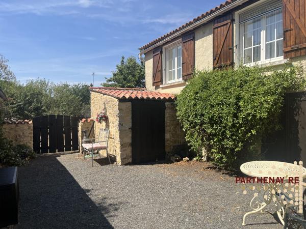 Maison de campagne à THENEZAY