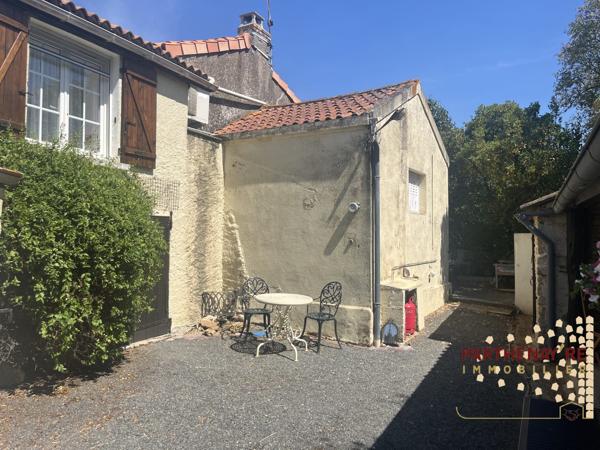 Maison de campagne à THENEZAY