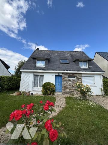 PLOEMEUR Maison de 139 m² habitable sur terrain de 510 m²  