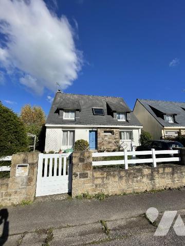 PLOEMEUR Maison de 139 m² habitable sur terrain de 510 m²  