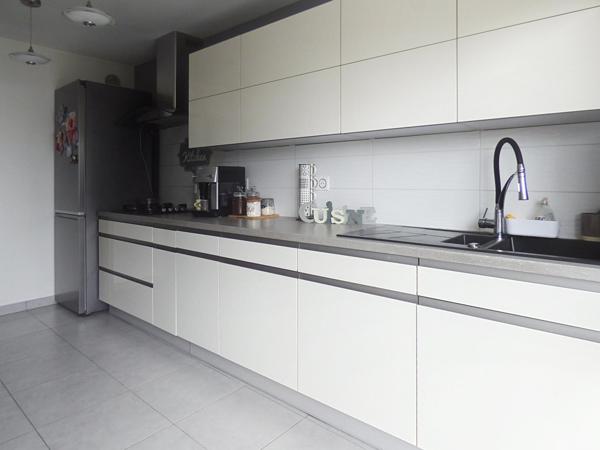 T4 au 4e et dernier étage avec balcon