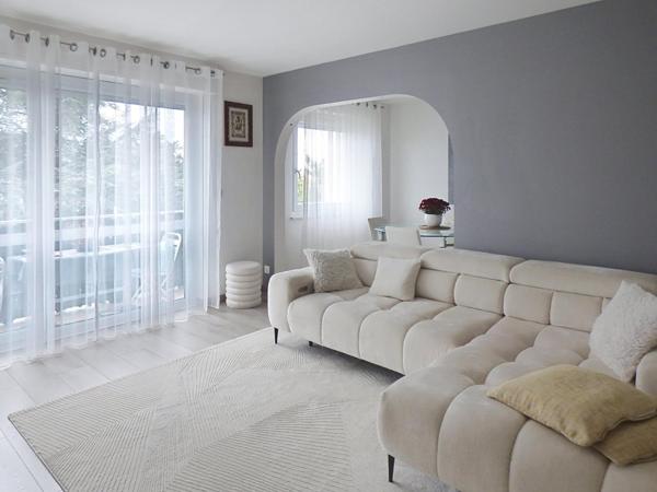 T4 au 4e et dernier étage avec balcon