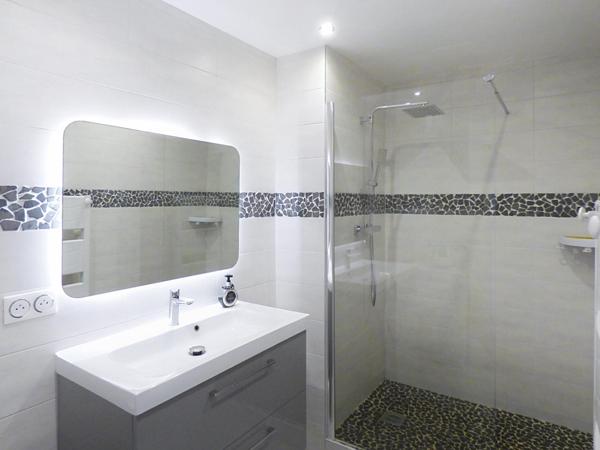 T4 au 4e et dernier étage avec balcon