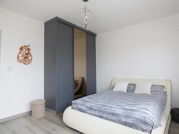 T4 au 4e et dernier étage avec balcon