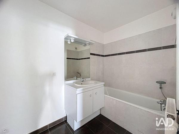 Location appartement 3 pièces 60 m² Chanteloup-en-Brie