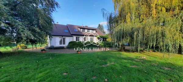 GARNERANS : maison de 12 pièces (271 m²) en vente