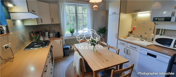 GARNERANS : maison de 12 pièces (271 m²) en vente