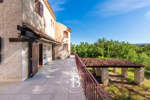 Aix-en-Provence, Maison 6 Chambres -  227 m² à vendre