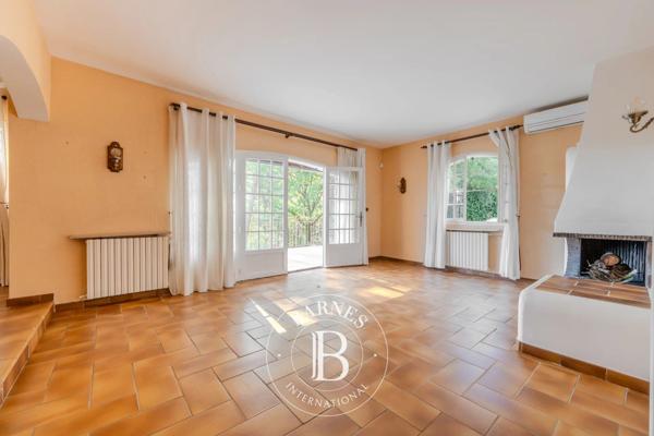 Aix-en-Provence, Maison 6 Chambres -  227 m² à vendre
