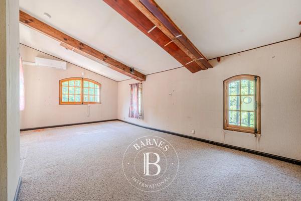 Aix-en-Provence, Maison 6 Chambres -  227 m² à vendre