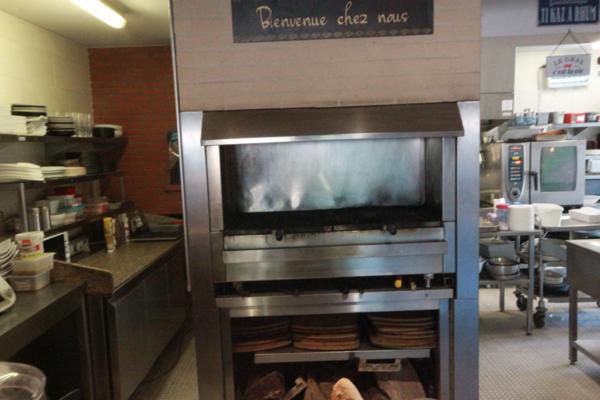 Dpt Haute Garonne (31), à vendre LABARTHE SUR LEZE ( proche Toulouse sud) Restaurant traditionnel- EBE de 101 000 euros avec un logement T3 de fonction