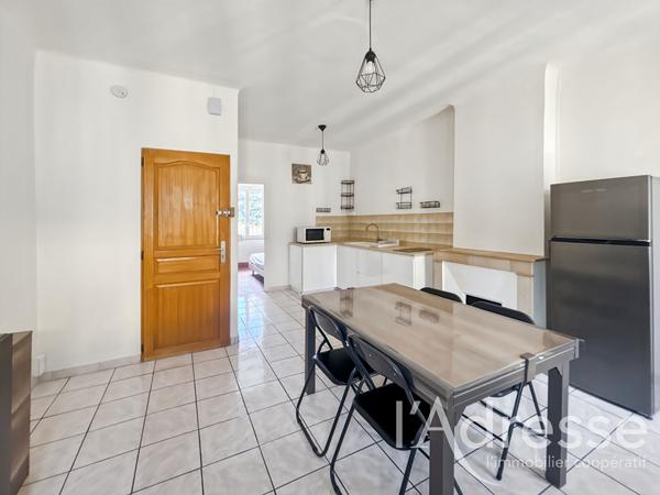 LA CIOTAT - CENTRE-VILLE - T2 MEUBLÉ RÉNOVÉ