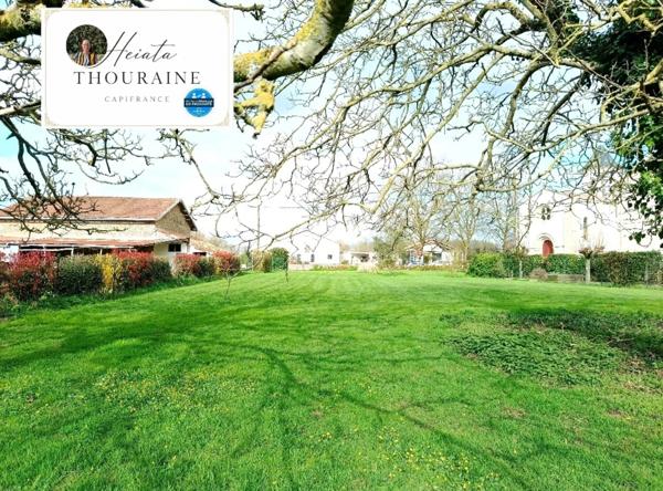 Terrain constructible de 1325m² à vendre ROMANS (79)