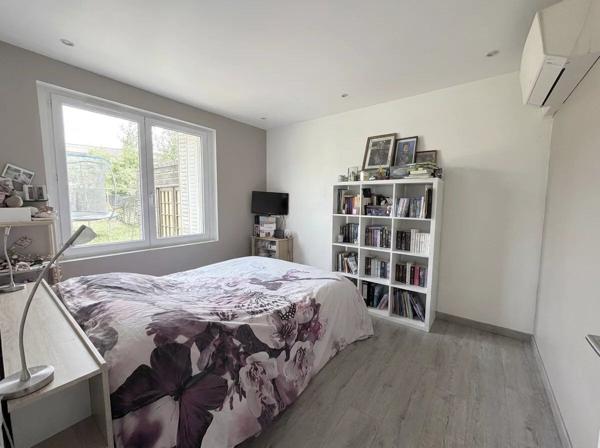 Vente                                                      Maison
                        
                     3 pièces                      60 m2                     à Crépy-en-Valois