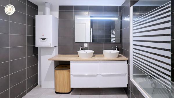 À vendre - T4, 4 pièces situé à Saint-Priest (69800)