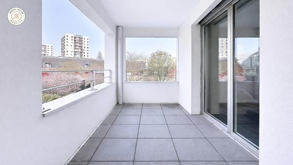 À vendre - T4, 4 pièces situé à Saint-Priest (69800)