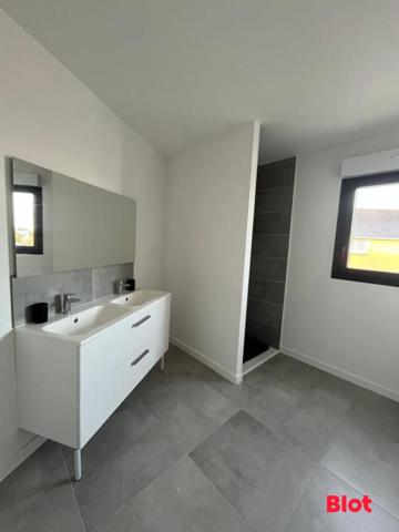 Maison 5 pièce(s)
