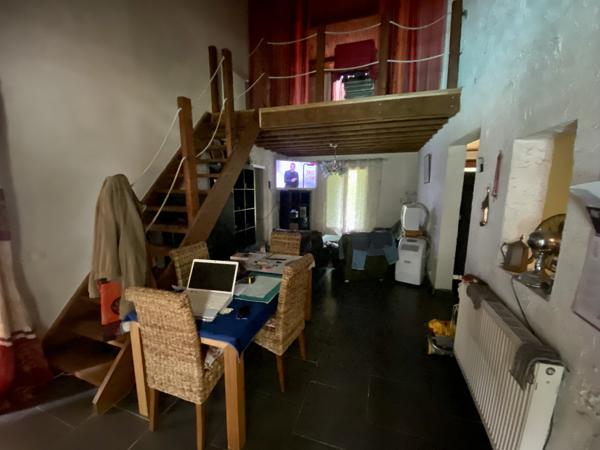 Maison 102 M2 avec piscine sur 2185 M2