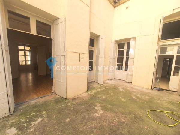 Appartement
                                                                                                                                                                                                                                                                                                                        3 pièce(s)                                                                                                                                                                                                          2 chambre(s)                                                                                                                                                                                                          96  m²