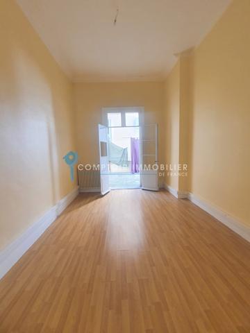 Appartement
                                                                                                                                                                                                                                                                                                                        3 pièce(s)                                                                                                                                                                                                          2 chambre(s)                                                                                                                                                                                                          96  m²