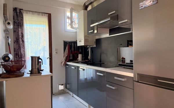 Maison à vendre    4 pièces •  Compiègne