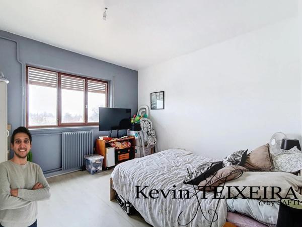 Bel appartement proche des commodités avec 2 chambres, garage et cave