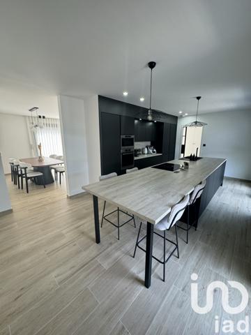 Maison à vendre 7 pièces 146 m² Romorantin-Lanthenay