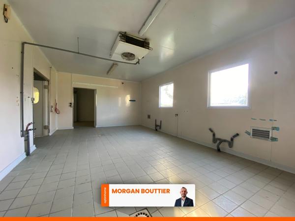 Bâtiment professionnel et Maison à vendre 3 pièces Proche de NOYANT-VILLAGES (49)