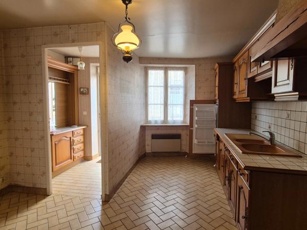 Indre (36) : maison à vendre 4 pièces de 126 m2