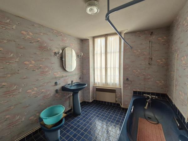 Indre (36) : maison à vendre 4 pièces de 126 m2