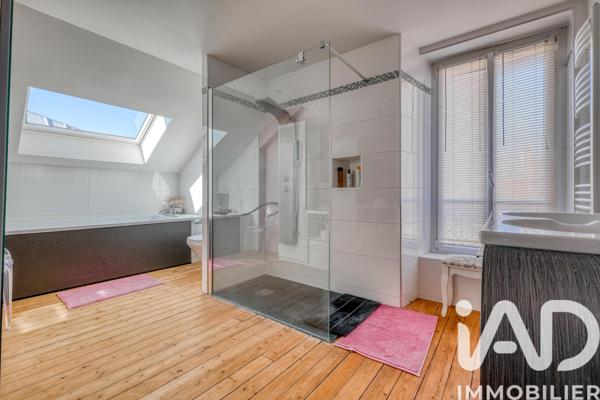Maison à vendre 10 pièces 250 m² Meaux