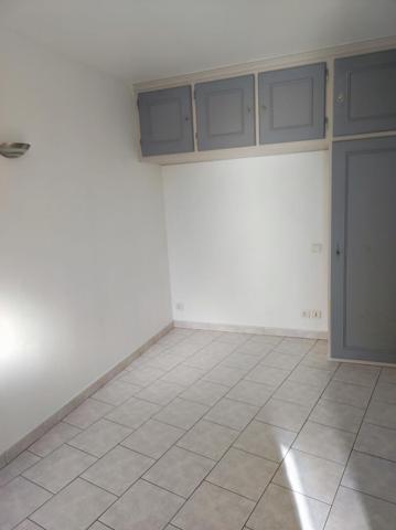 Appartement Oyonnax 1 pièce(s) 28.49 m²