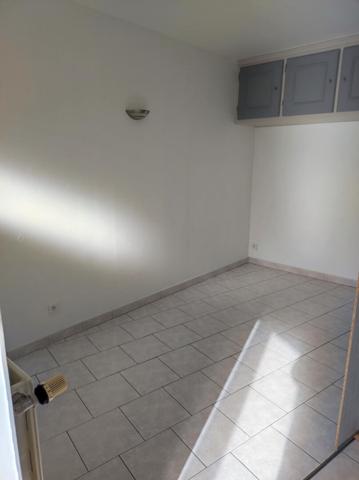 Appartement Oyonnax 1 pièce(s) 28.49 m²