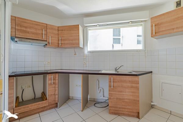 Appartement à vendre |                                       Bordeaux |                                        3 pièces  |  65 m²